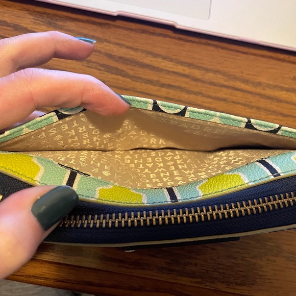 Beautiful Kate Spade Cabana Tile Lacey Accordion Wallet - Picture 6 of 7